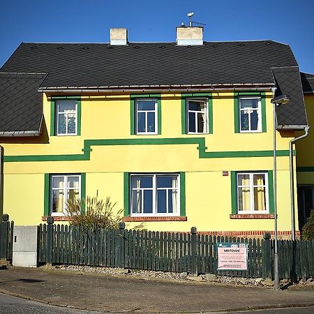 Penzion Slunecnice Dvůr Králové nad Labem Exterior foto