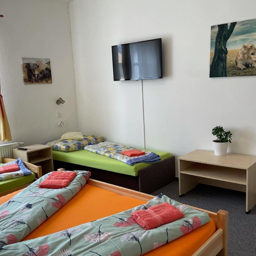 Penzion Slunecnice Dvůr Králové nad Labem Exterior foto