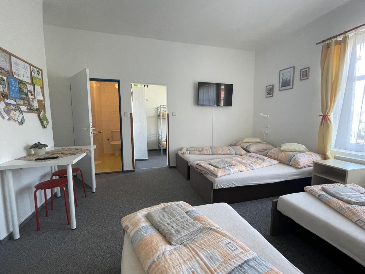 Penzion Slunecnice Dvůr Králové nad Labem Exterior foto