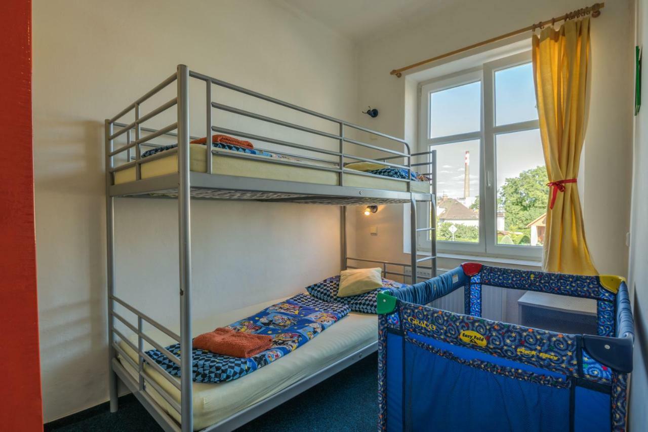Penzion Slunecnice Dvůr Králové nad Labem Exterior foto